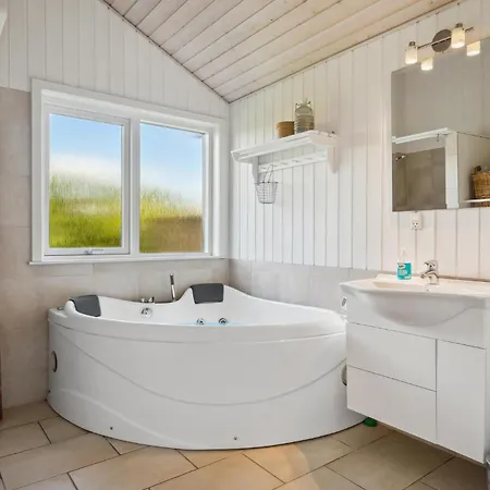 Stunning In Ferienhaus