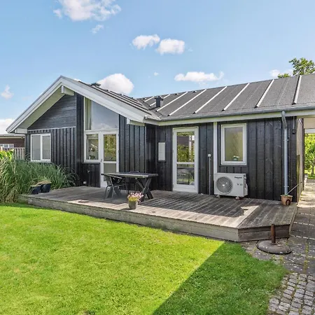 Holiday home Beautiful In With House Sea View Borkop